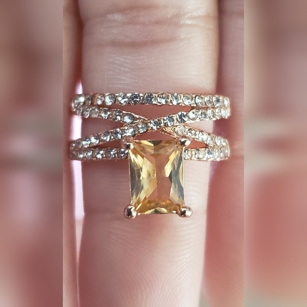Champagne Crystal Rose Gold Ring Size 7